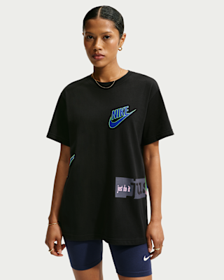 Nike Sportswear Classic Women's Oversized T-Shirt. Nike.com